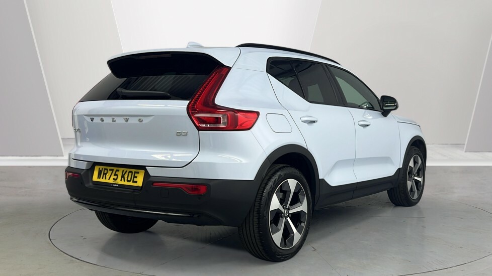Volvo XC40 Plus, B3 Mild Hybrid, Dark WR75KOE Blue #2