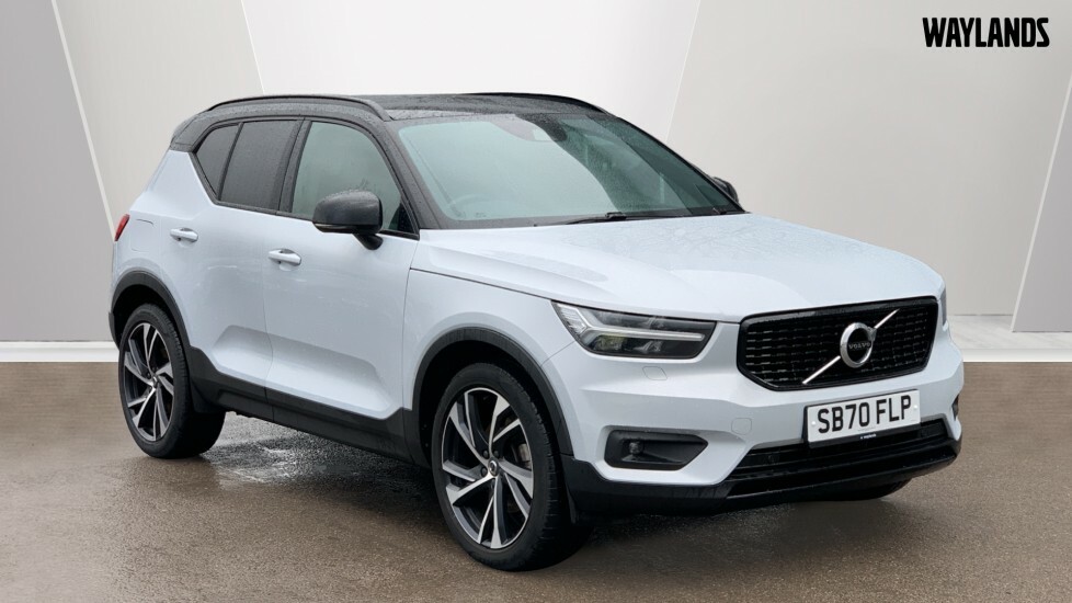 Volvo XC40 R-design Pro, B4 Mild Hybrid Silver