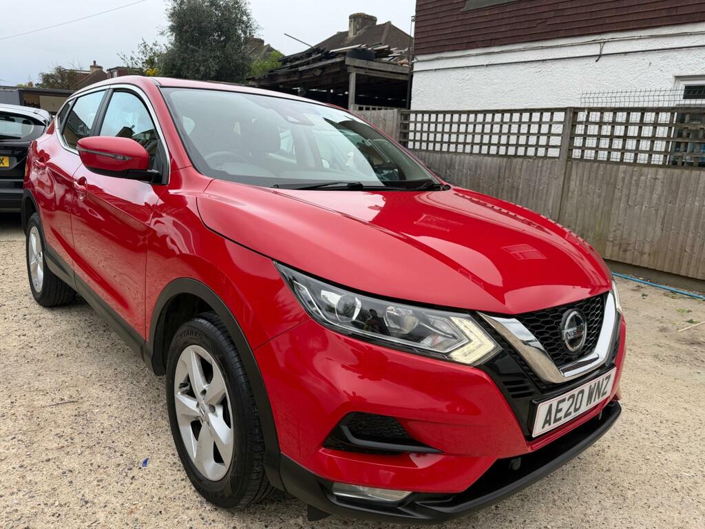 Nissan Qashqai 1.3 Dig-t Acenta Premium Euro 6 Ss AE20WNZ Red #2