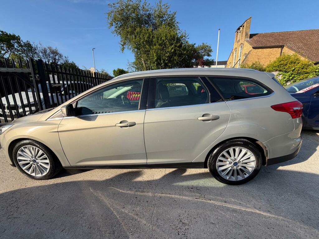Ford Focus 1.0T Ecoboost Titanium X Euro 6 Ss EJ67ZGO Silver #4
