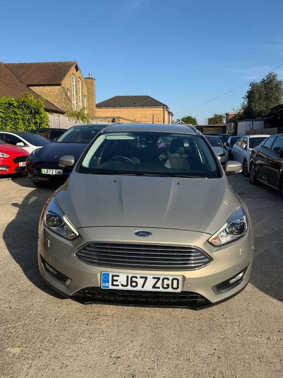Ford Focus 1.0T Ecoboost Titanium X Euro 6 Ss EJ67ZGO Silver #2