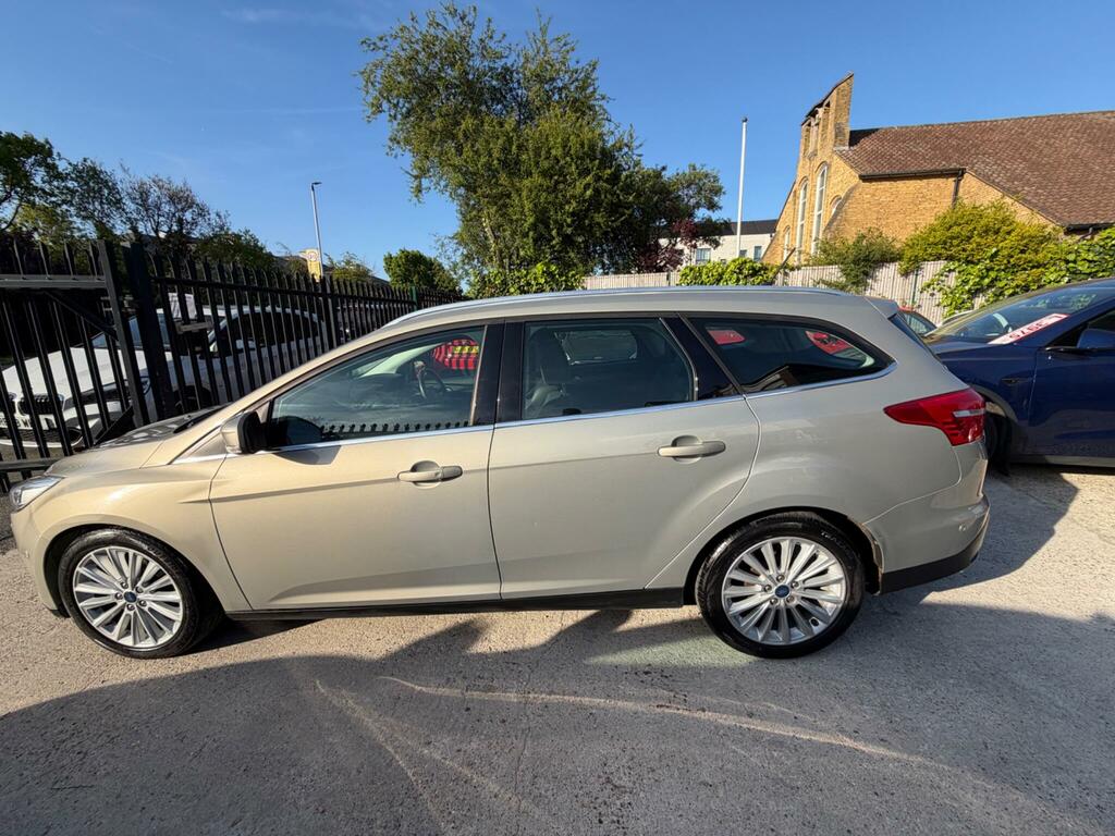 Ford Focus 1.0T Ecoboost Titanium X Euro 6 Ss EJ67ZGO Silver #6