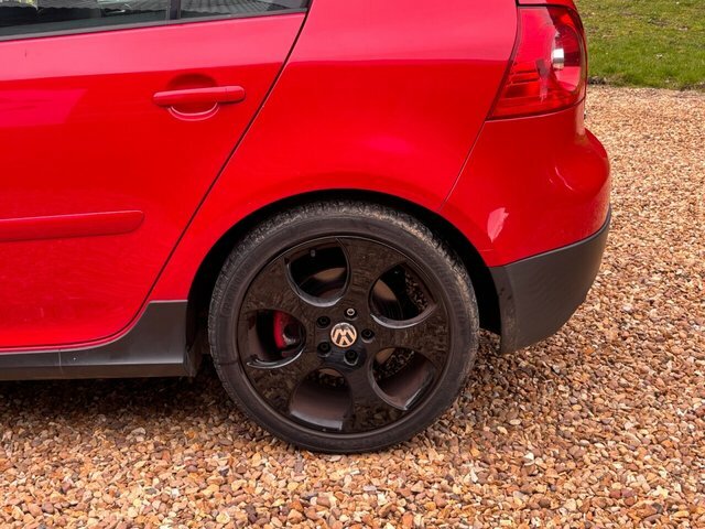 Volkswagen Golf 2.0 Tfsi Gti Hatchback 189 G Km Red #4