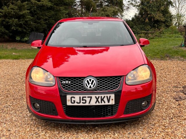 Volkswagen Golf 2.0 Tfsi Gti Hatchback 189 G Km Red