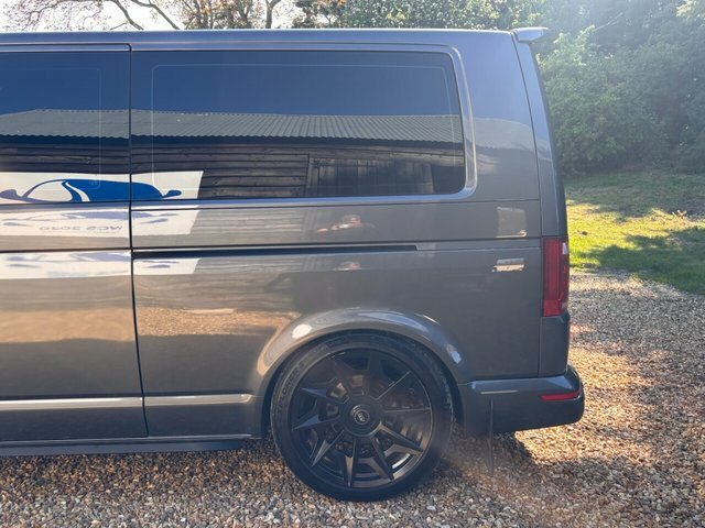 Volkswagen Caravelle 2.0 Bitdi Bluemotion Tech Se Mpv Dsg Eu LC16RRV Grey #6