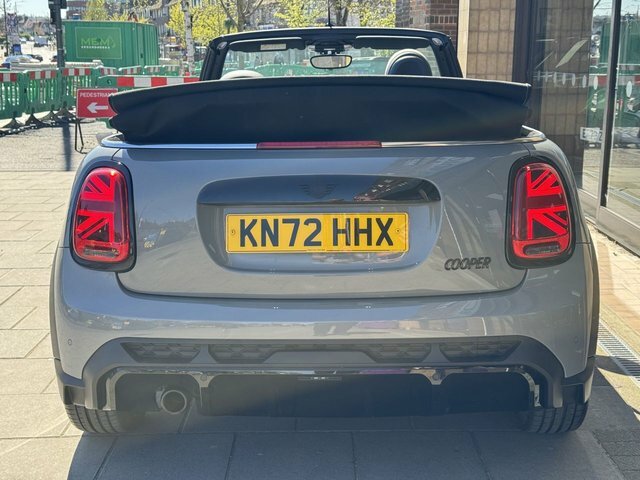 Mini Convertible 1.5 Cooper Sport Convertible Steptronic KN72HHX Grey #4
