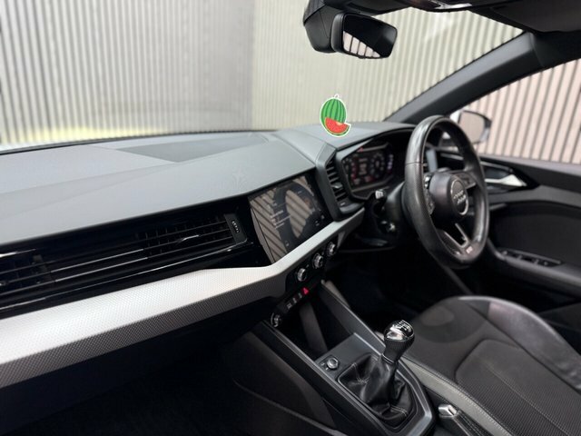 Audi A1 1.5 Tfsi 35 S Line Sportback Eur SL19XEG White #5