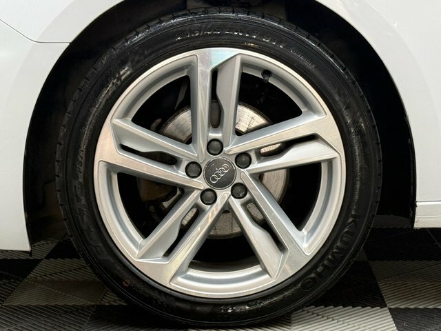 Audi A1 1.5 Tfsi 35 S Line Sportback Eur SL19XEG White #4