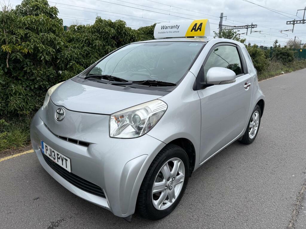 Toyota IQ 1.0 Vvt-i Euro 5 Silver #2