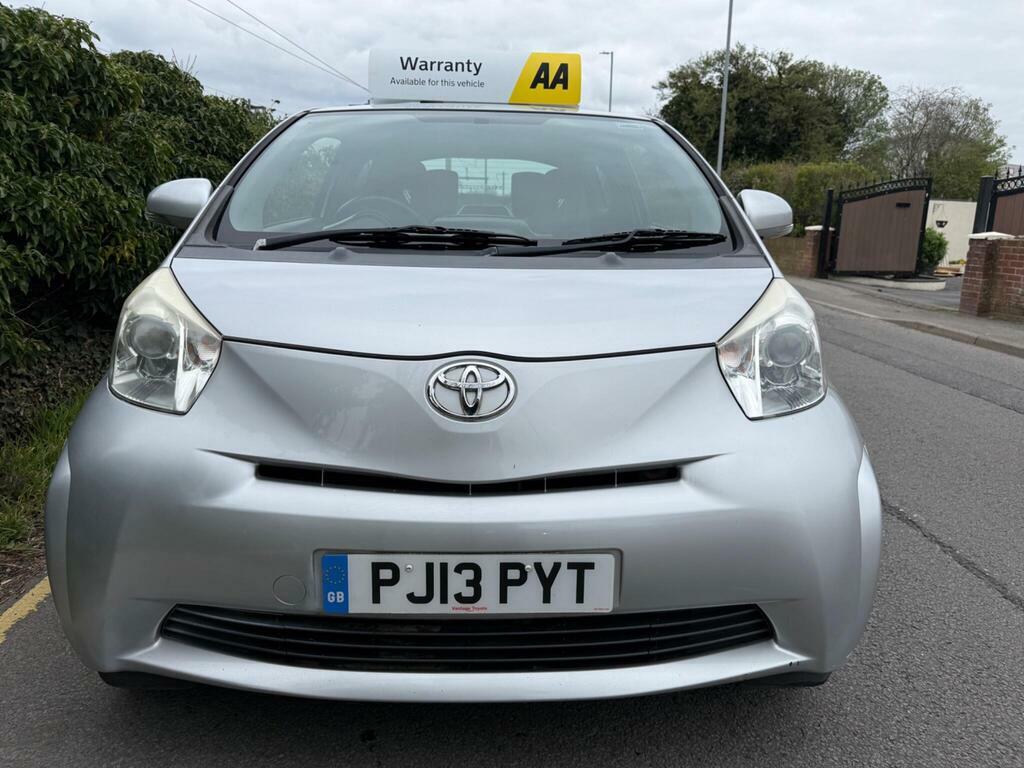 Toyota IQ 1.0 Vvt-i Euro 5 Silver #3
