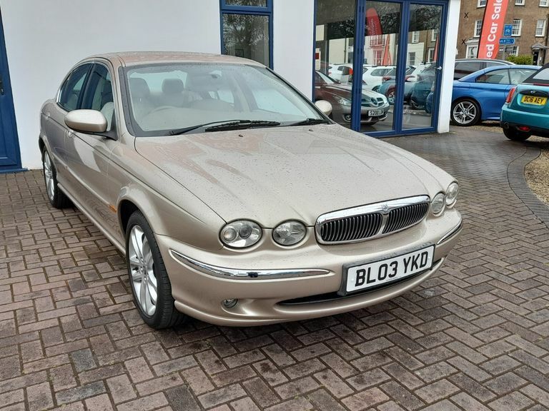 Jaguar X-Type 2.0 V6 Gold