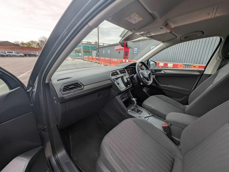Volkswagen Tiguan Allspace 1.5 Tsi Life Dsg Euro 6 Ss HJ72PFV #5
