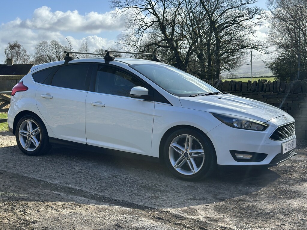 Ford Focus 1.6 Tdci Zetec 2015 White #4