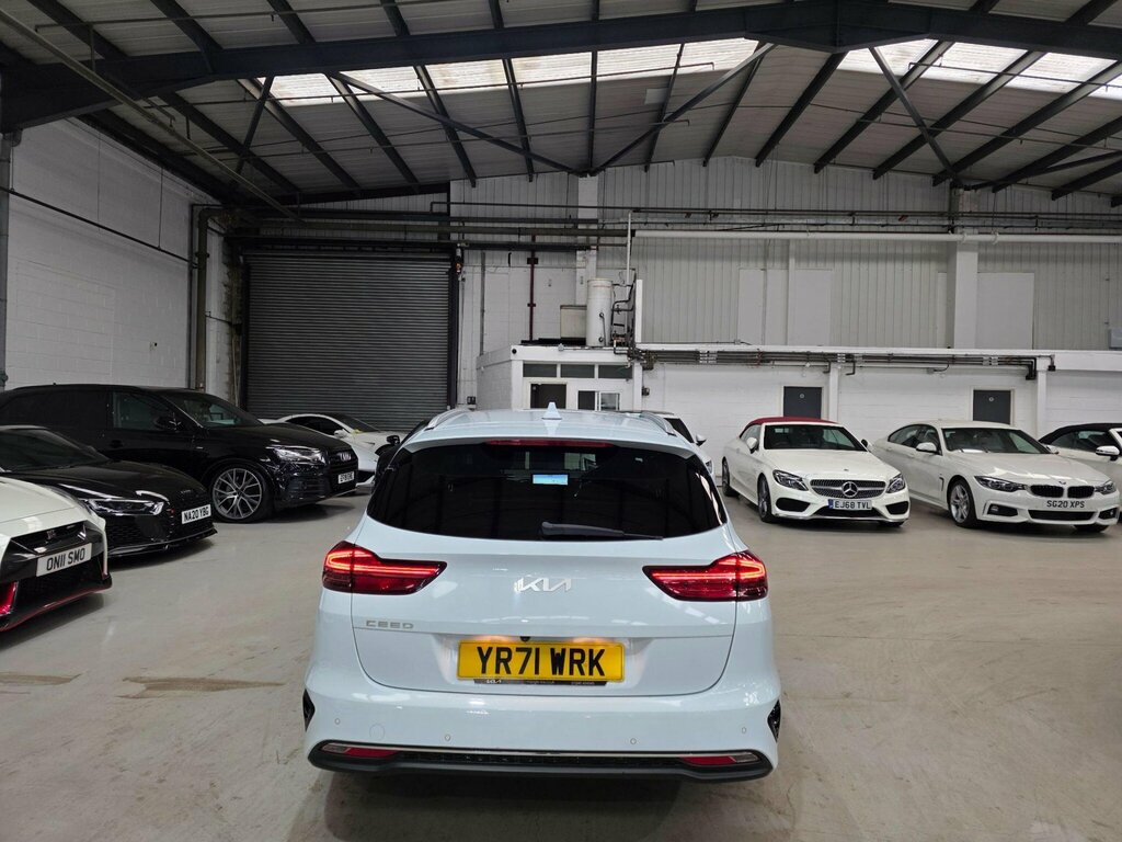 Kia Ceed 1.5 T-gdi 3 Sportswagon Dct Euro 6 Ss White #3