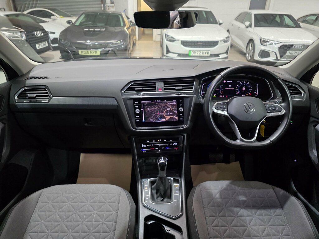 Volkswagen Tiguan 1.4 Tsi 13Kwh Life Dsg Euro 6 Ss SJ22UPA Grey #5
