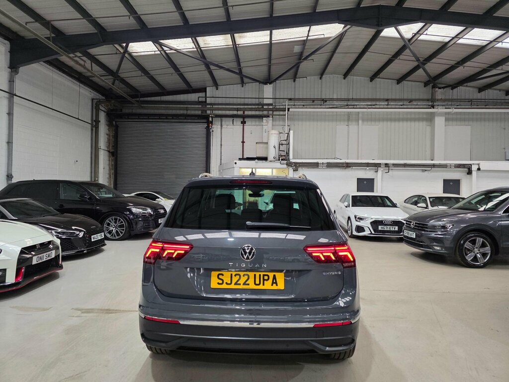 Volkswagen Tiguan 1.4 Tsi 13Kwh Life Dsg Euro 6 Ss SJ22UPA Grey #4
