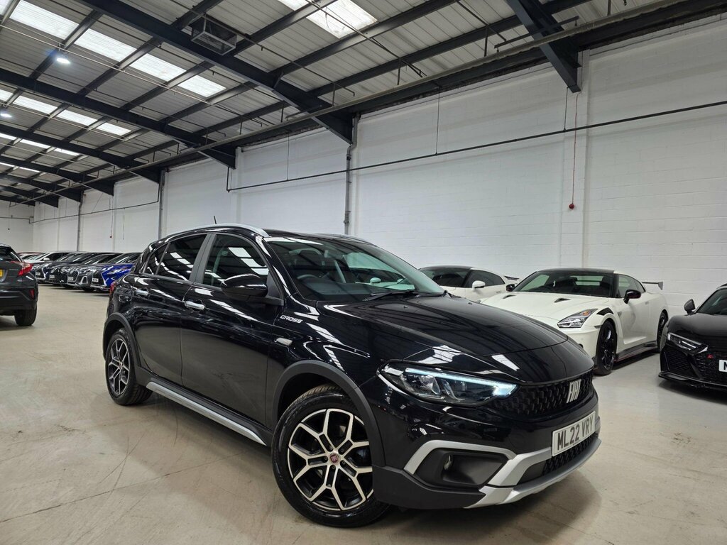 Fiat Tipo 1.5 Firefly Turbo Mhev Cross Dct Euro 6 Ss ML22VRY Black #2
