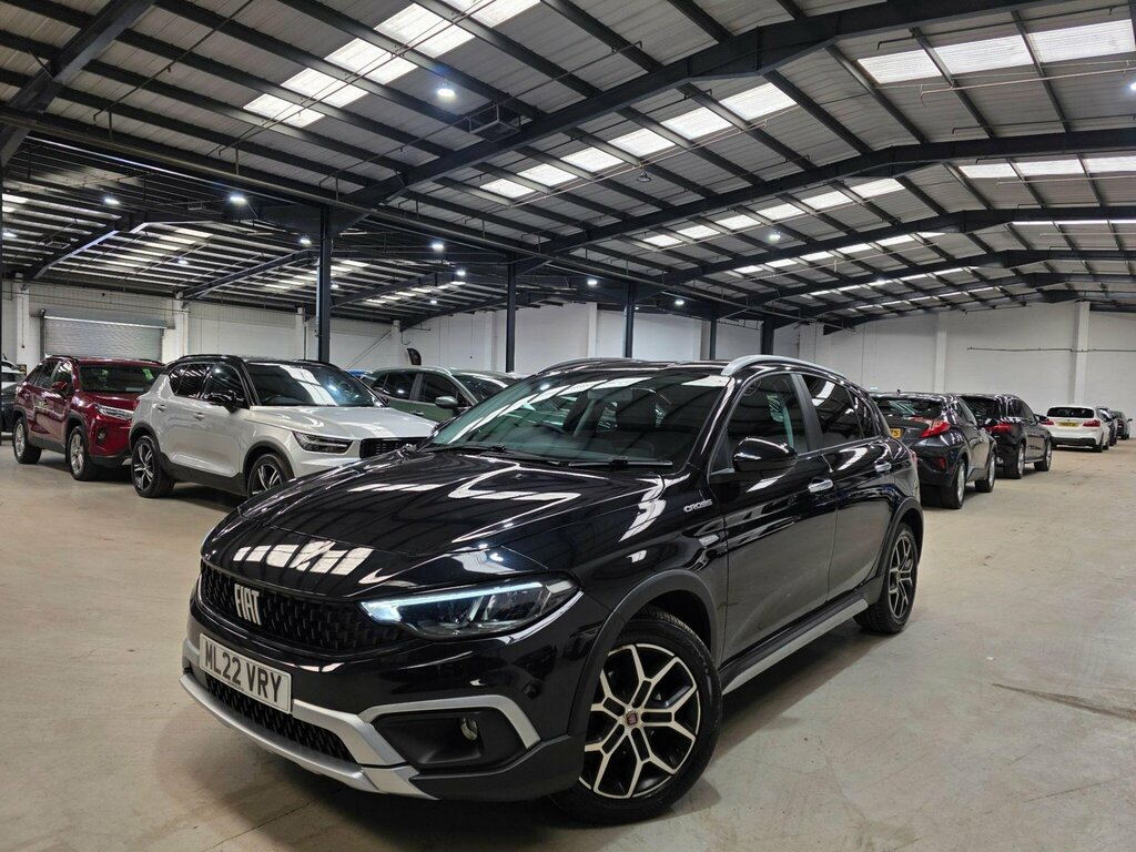 Fiat Tipo 1.5 Firefly Turbo Mhev Cross Dct Euro 6 Ss Black