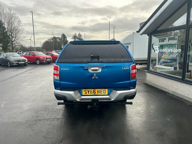 Mitsubishi L200 2.4 Di-d Dc Barbarian Pickup Double Cab SY66NEO Blue #6
