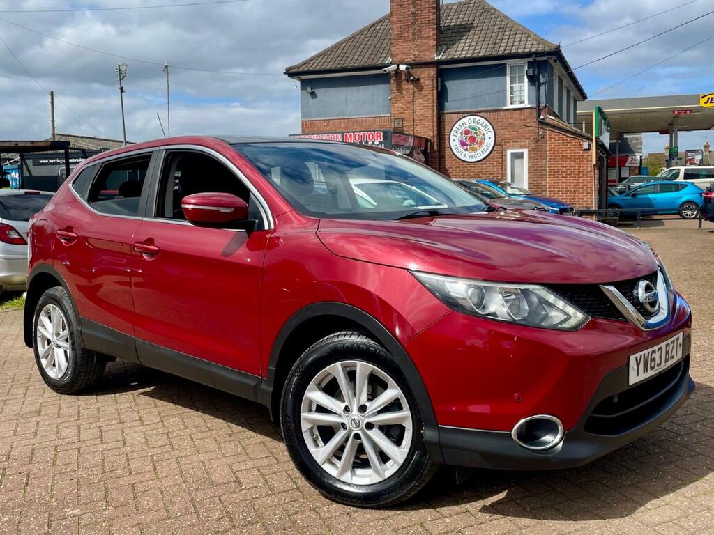 Nissan Qashqai 1.5 Dci Acenta Premium 2Wd Euro 5 Ss 2014 Red