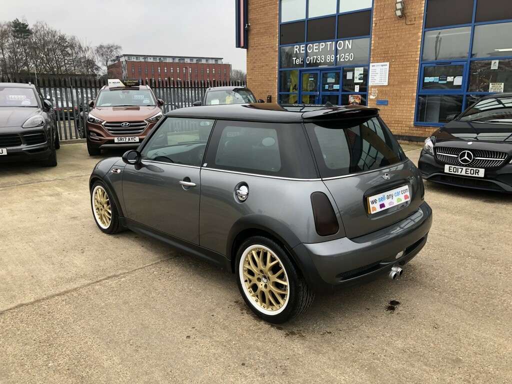 Mini Hatch Hatchback 1.6 Cooper S Hatch 2004 GJ04UWL Silver #4