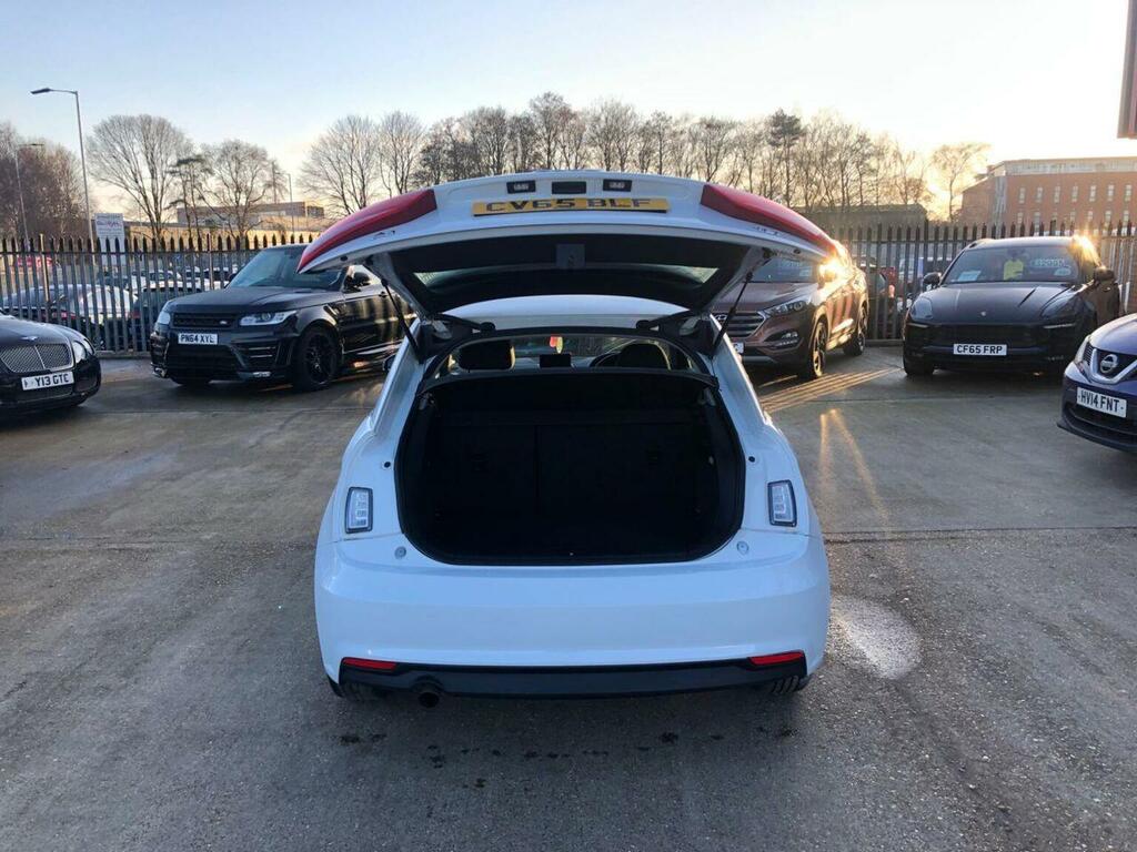 Audi A1 Hatchback 1.6 Tdi Se Euro 6 Ss 201565 CV65BLF White #5