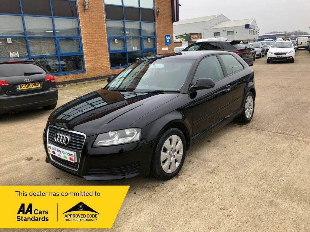 Audi A3 Hatchback 1.6 Tdi Euro 5 Ss 200959 Black #4