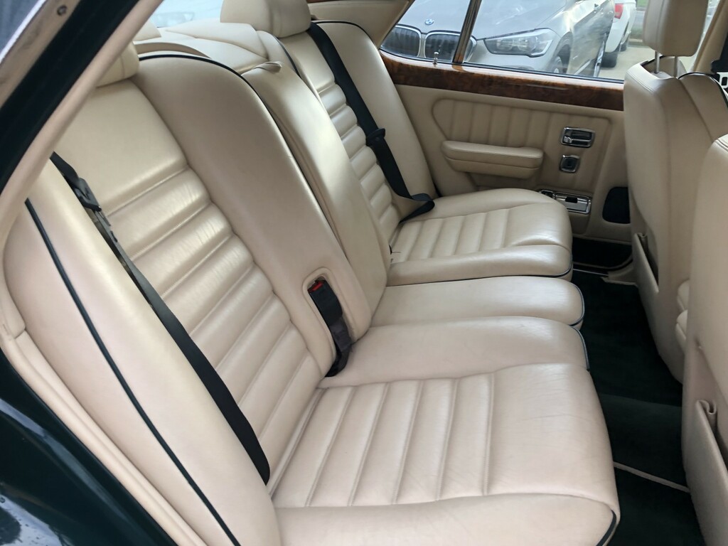 Bentley Turbo R R 6.8 Red #26