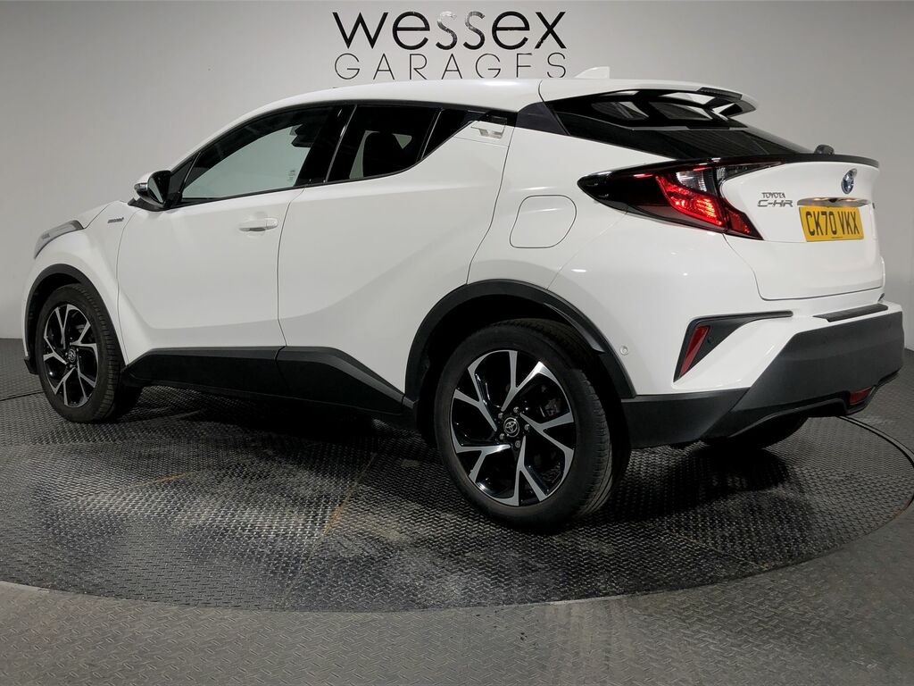 Toyota C-Hr 1.8 Hybrid Design Cvt CK70VKX White #3