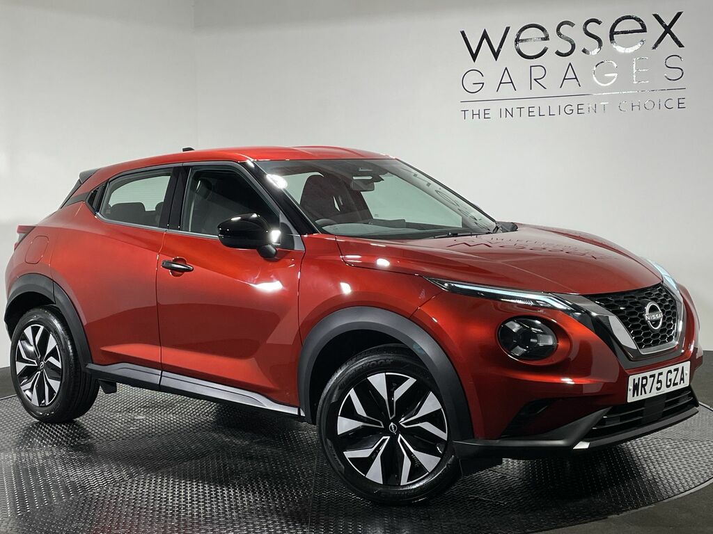 Nissan Juke 1.0 Dig-t Acenta Premium Dct Red