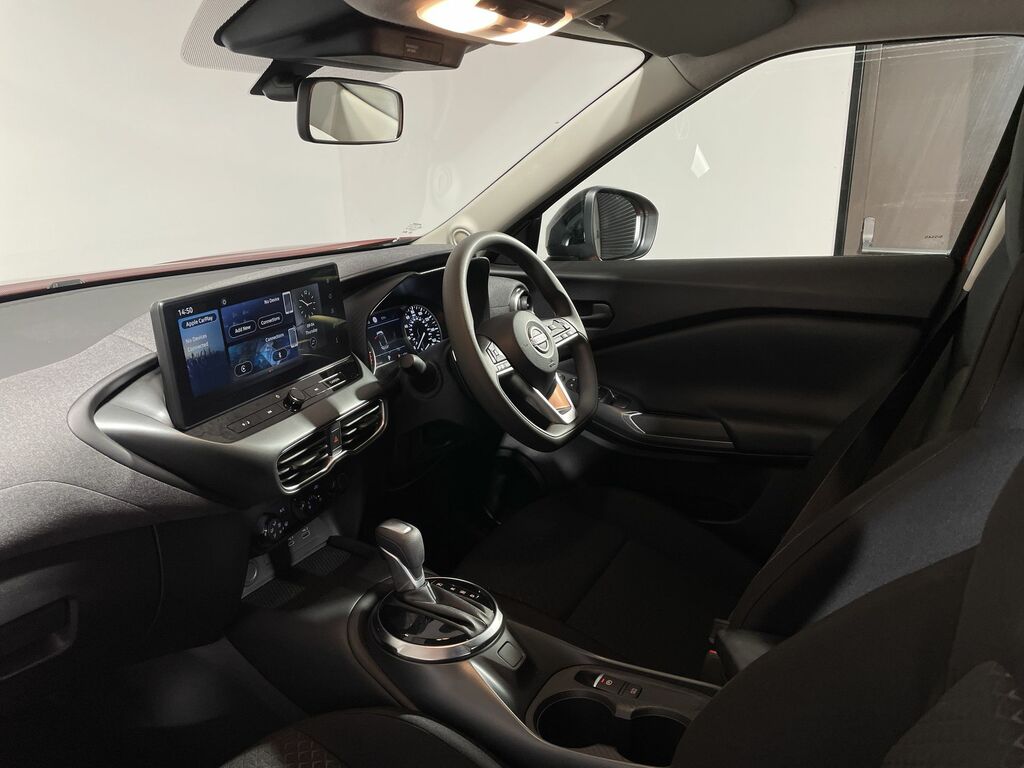 Nissan Juke 1.0 Dig-t Acenta Premium Dct WR75GZA Red #2