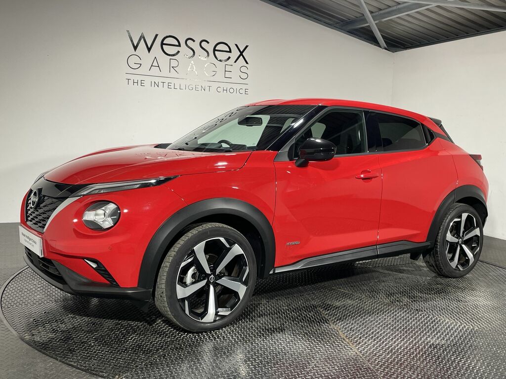 Nissan Juke 1.6 Hybrid Tekna BL23CDN Red #4
