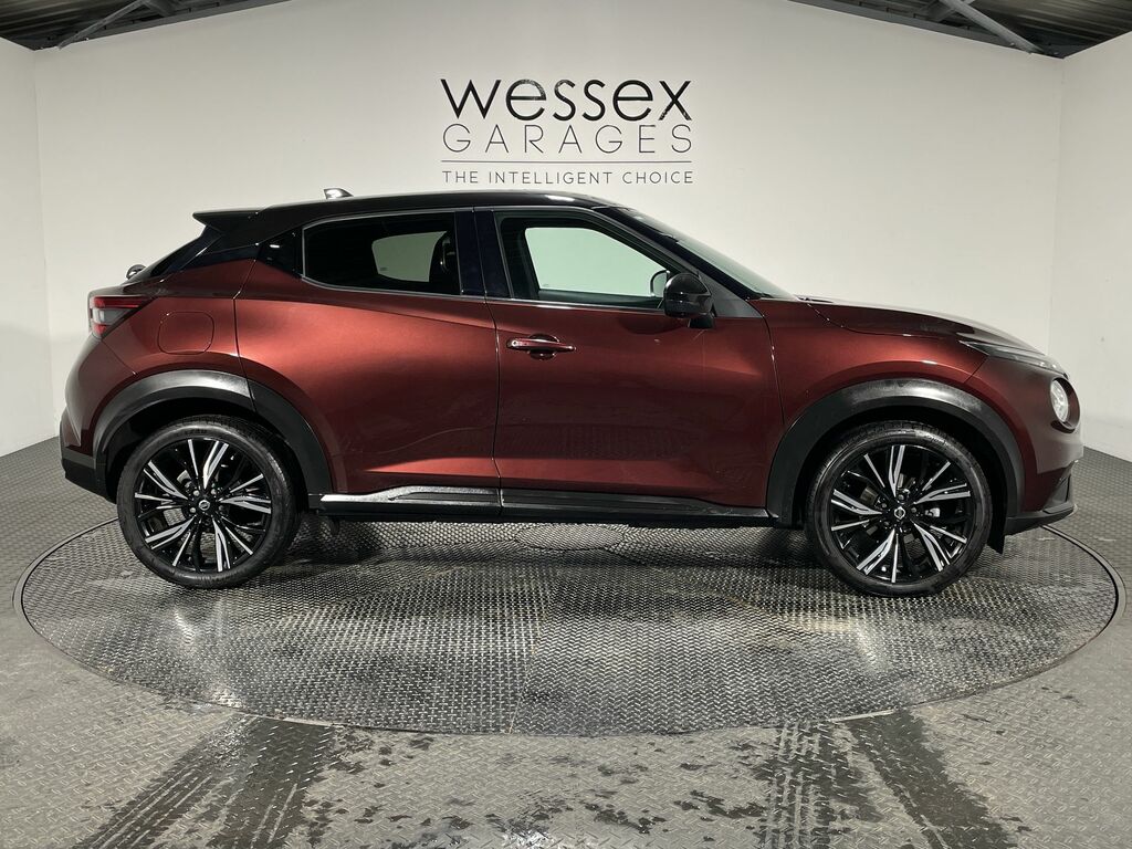 Nissan Juke 1.0 Dig-t 114 Tekna YR71ORK Red #5