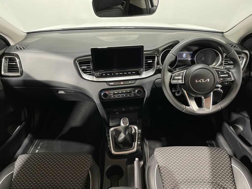 Kia Xceed 1.0T Gdi Isg 113 Pure CK75LZU White #2