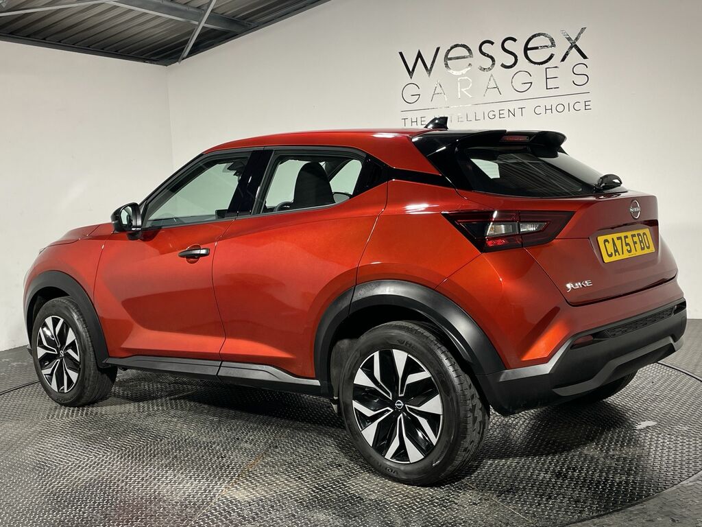 Nissan Juke 1.0 Dig-t Acenta Premium Dct CA75FBO Red #3
