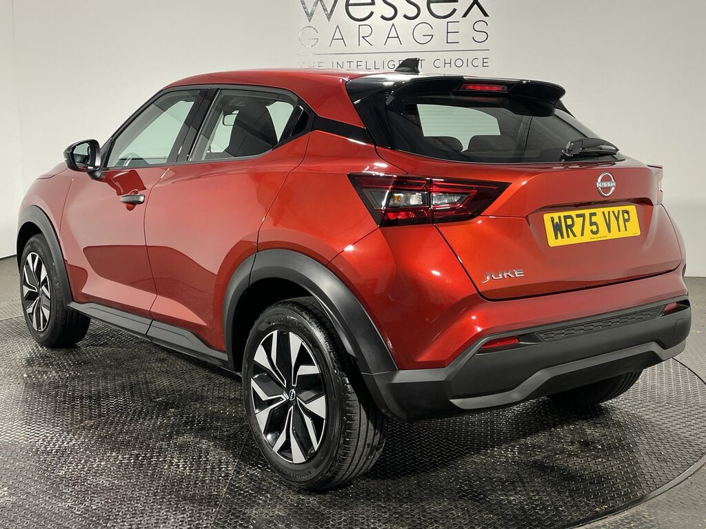 Nissan Juke 1.0 Dig-t Acenta Premium Dct WR75VYP Red #4