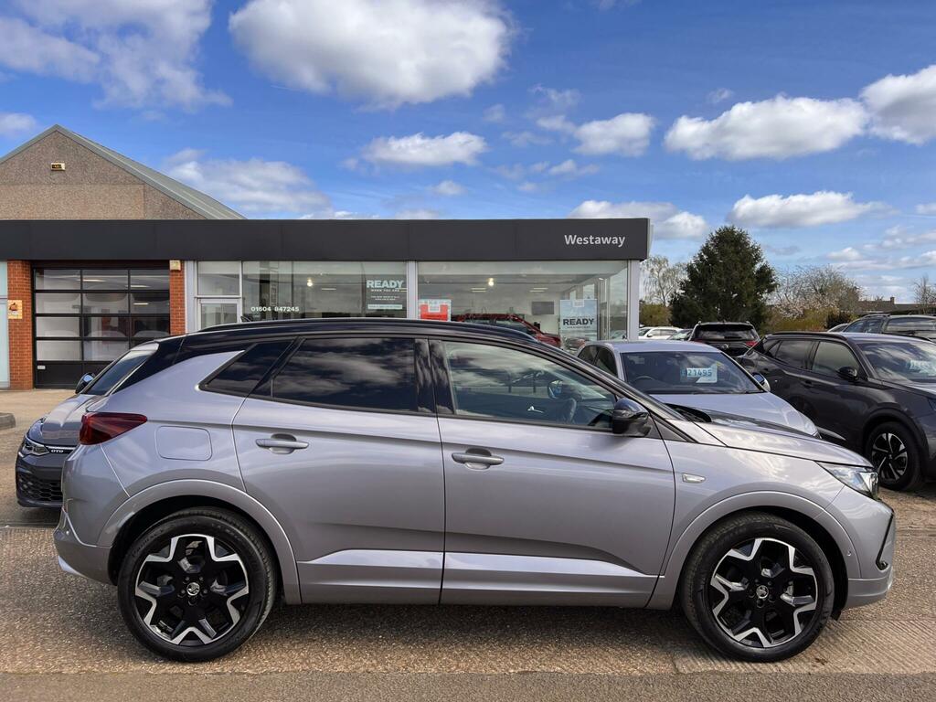 Vauxhall Grandland 1.2 Turbo Ultimate - 2023 73 LM73EWX Grey #2