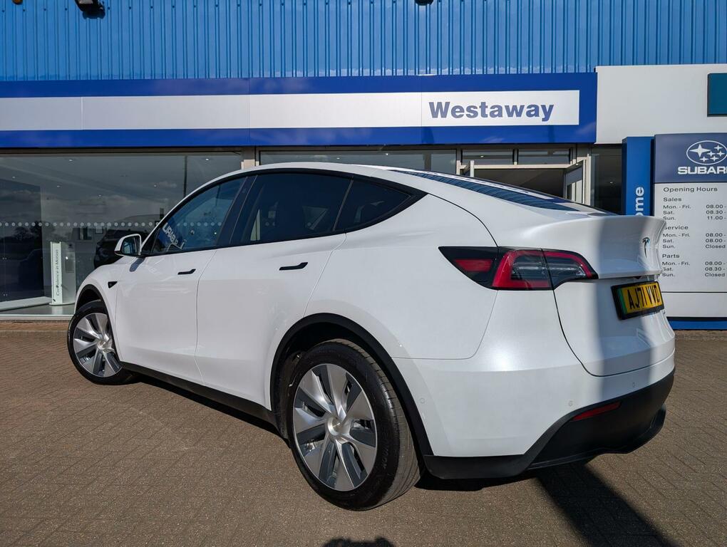Tesla Model Y Long Range Awd - 2022 71 White #4