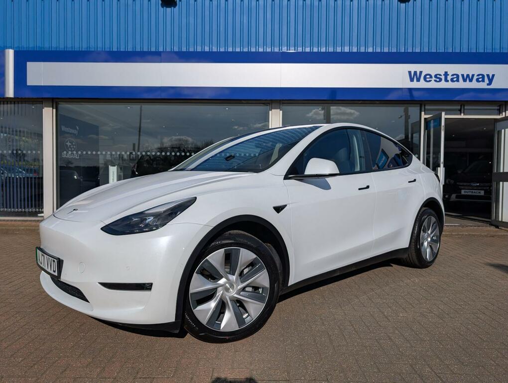Tesla Model Y Long Range Awd - 2022 71 White #3