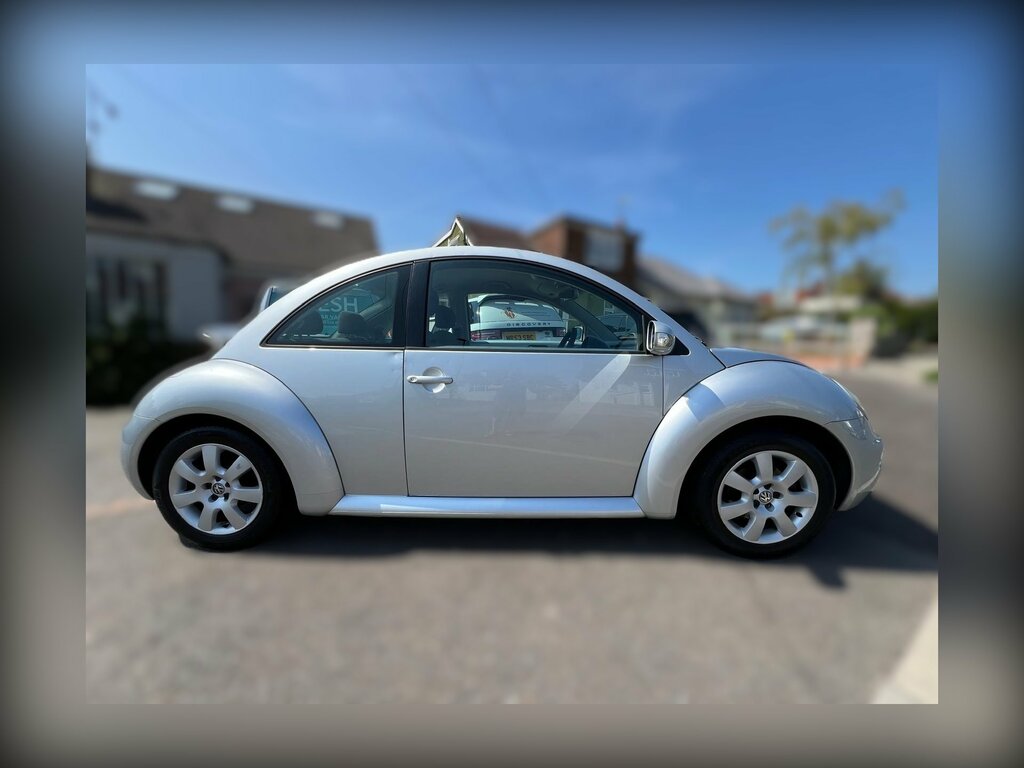 Volkswagen Beetle 2.0 Hatchback Euro 3 115 Ps Silver #2