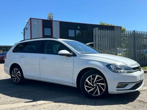 Volkswagen Golf 1.6 Golf Match BX19RTU White #3