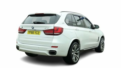 BMW X5 2.0 40E 9.0Kwh YF66YCZ White #2
