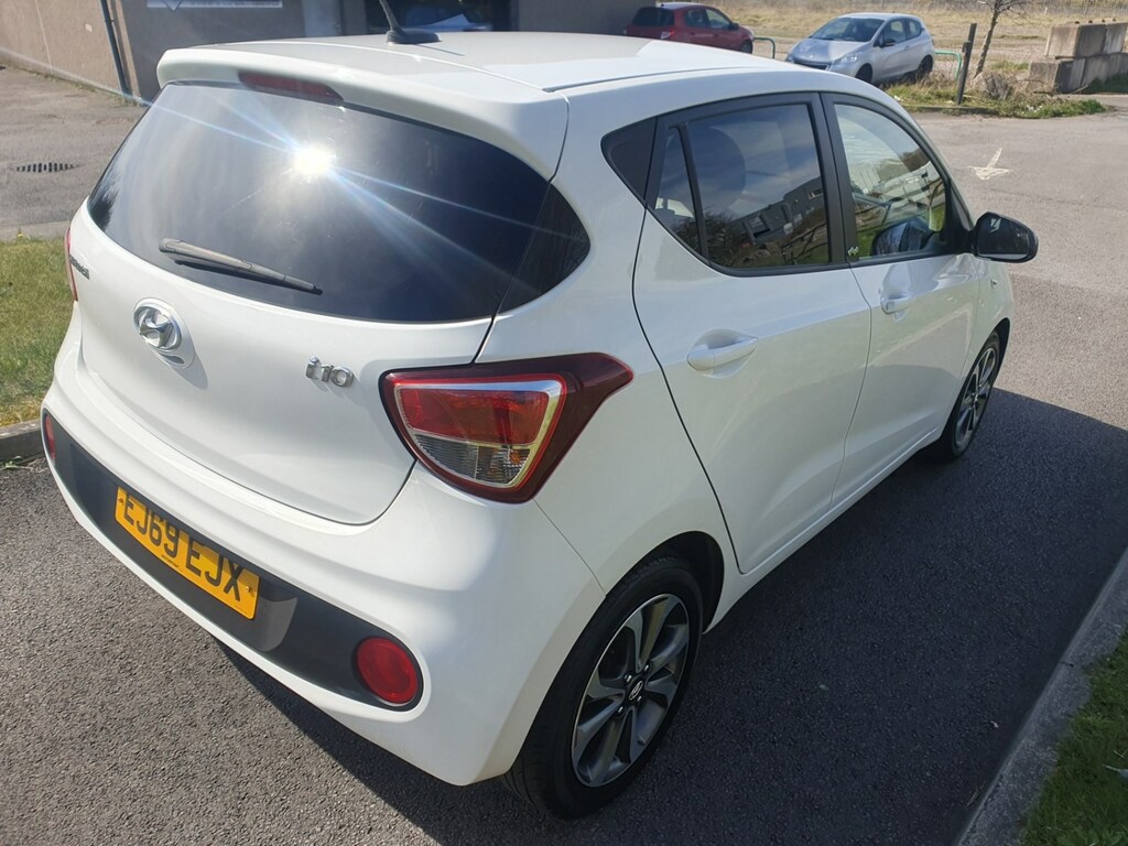 Hyundai I10 1.0 Play EJ69EJX White #6