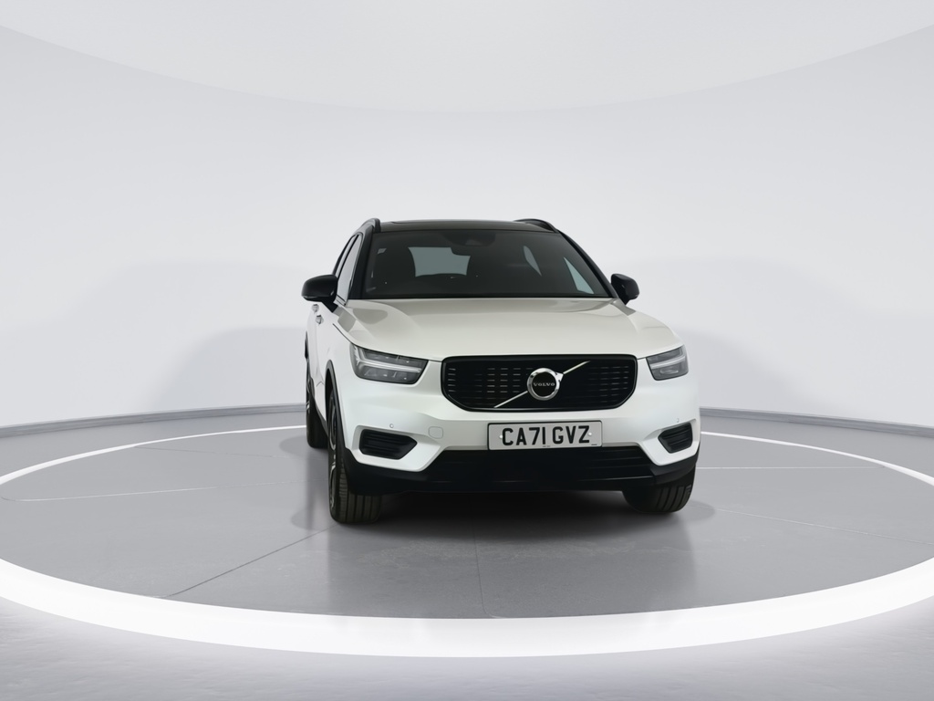 Volvo XC40 1.5 T3 163 R Design Geartronic CA71GVZ White #3