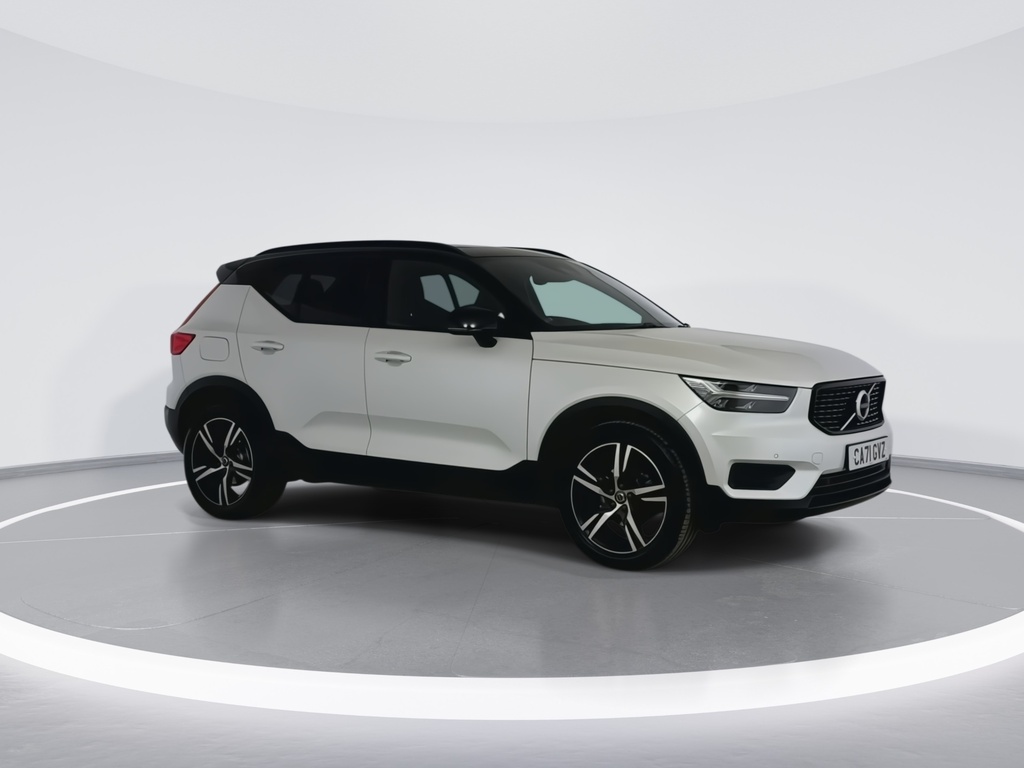Volvo XC40 1.5 T3 163 R Design Geartronic CA71GVZ White #2