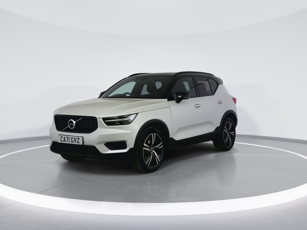 Volvo XC40 1.5 T3 163 R Design Geartronic CA71GVZ White #4