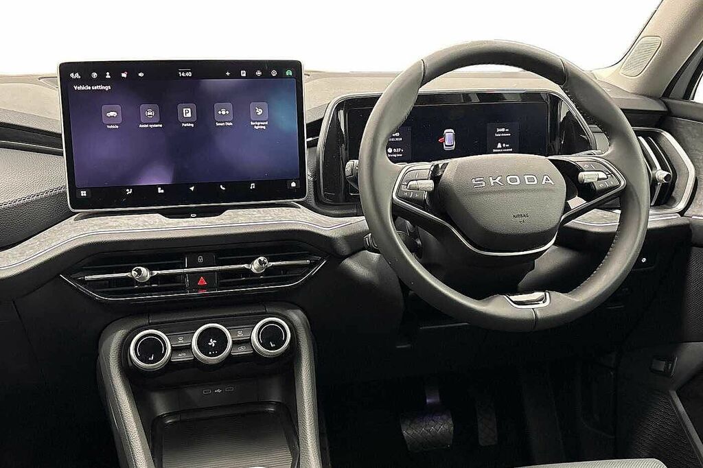Skoda Kodiaq Se L 7 Seats 1.5 Tsi E-tec 150 Ps Dsg KM75ULJ White #2