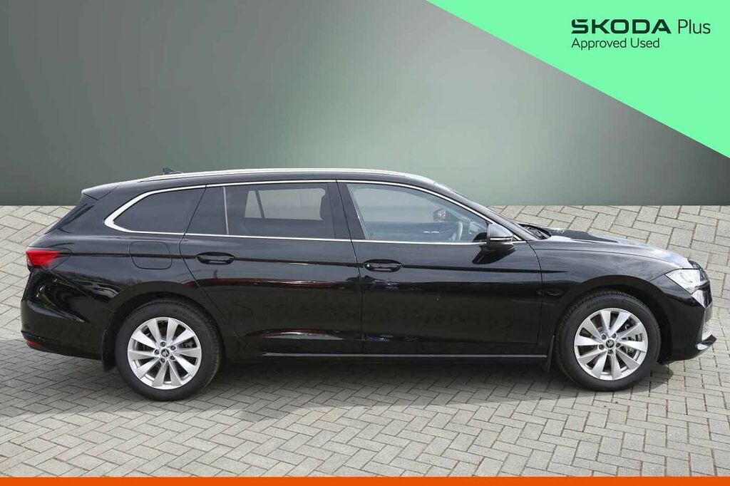 Skoda Superb Estate Se Technology 1.5 Tsi Iv 204 Ps Dsg SL75OTY Black #4
