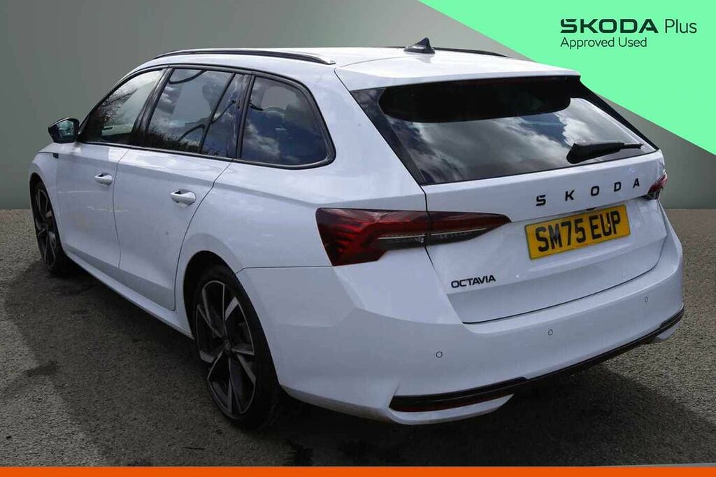 Skoda Octavia 1.5 Tsi 150 Sportline White #3