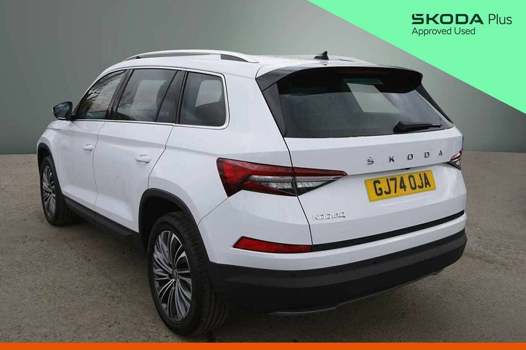Skoda Kodiaq Se L Executive 7 Seats 1.5 Tsi 150 Ps Dsg GJ74OJA White #3